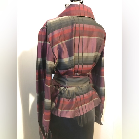 Brand: J Michaels Exquisite Plaid Wrap Style Top Size 12 🇨🇦 - Picture 8 of 16